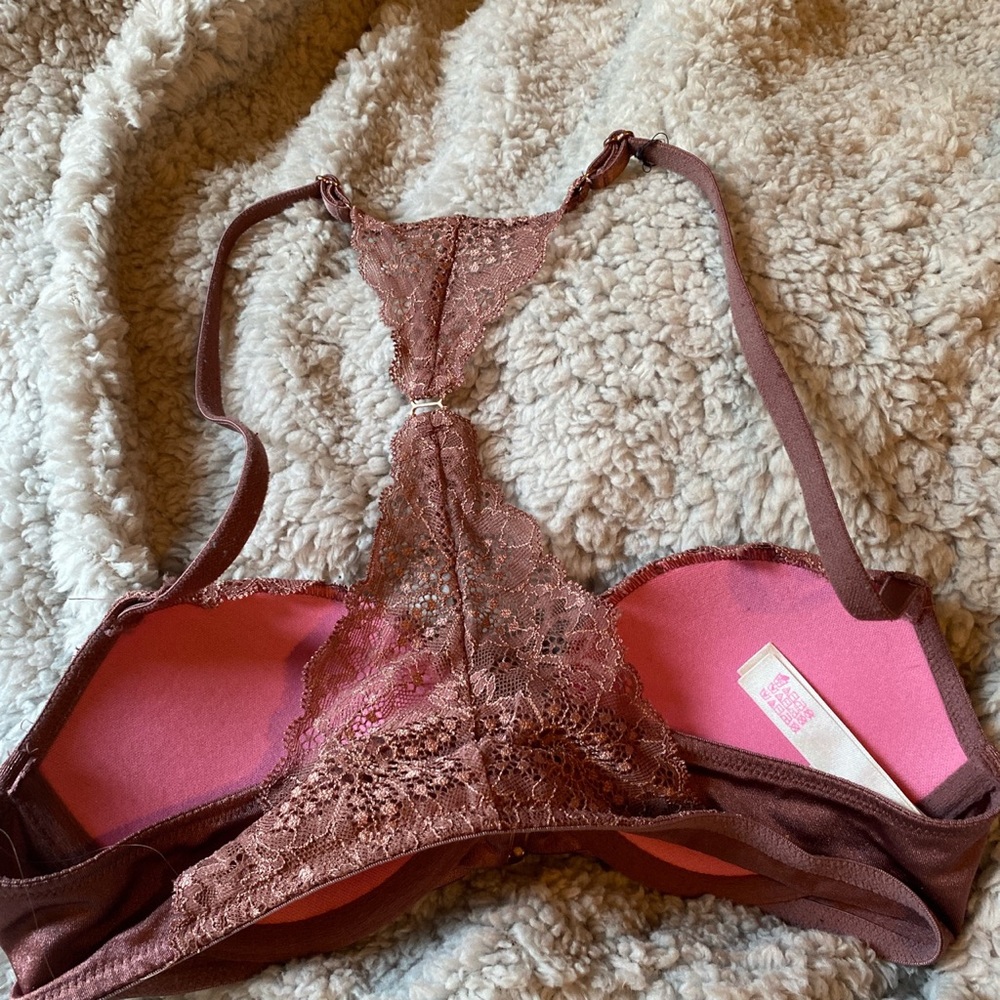 Pink VS bra - Picture 2 of 3